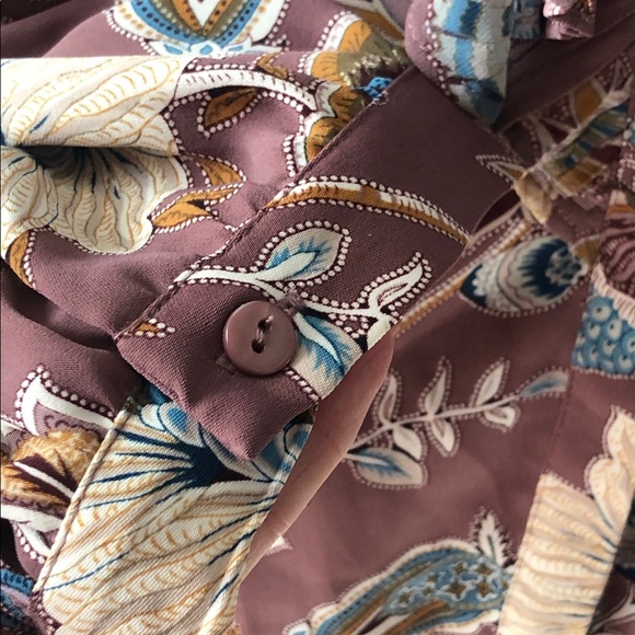 Chico's Elegant Floral Fabric in Brown and Blue - Picture 9 of 10